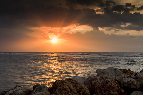 sunset cloudy jamaica 5dm3