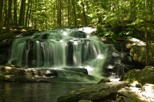 waterfall woods nh hike brook milford tucker