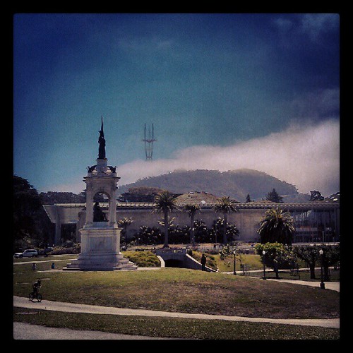 square squareformat sutro iphoneography instagramapp uploaded:by=instagram foursquare:venue=445e36bff964a520fb321fe3