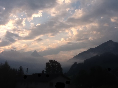 sky cloud sunrise schweiz switzerland suisse schwyz mythen lauerz growth69nameprivate