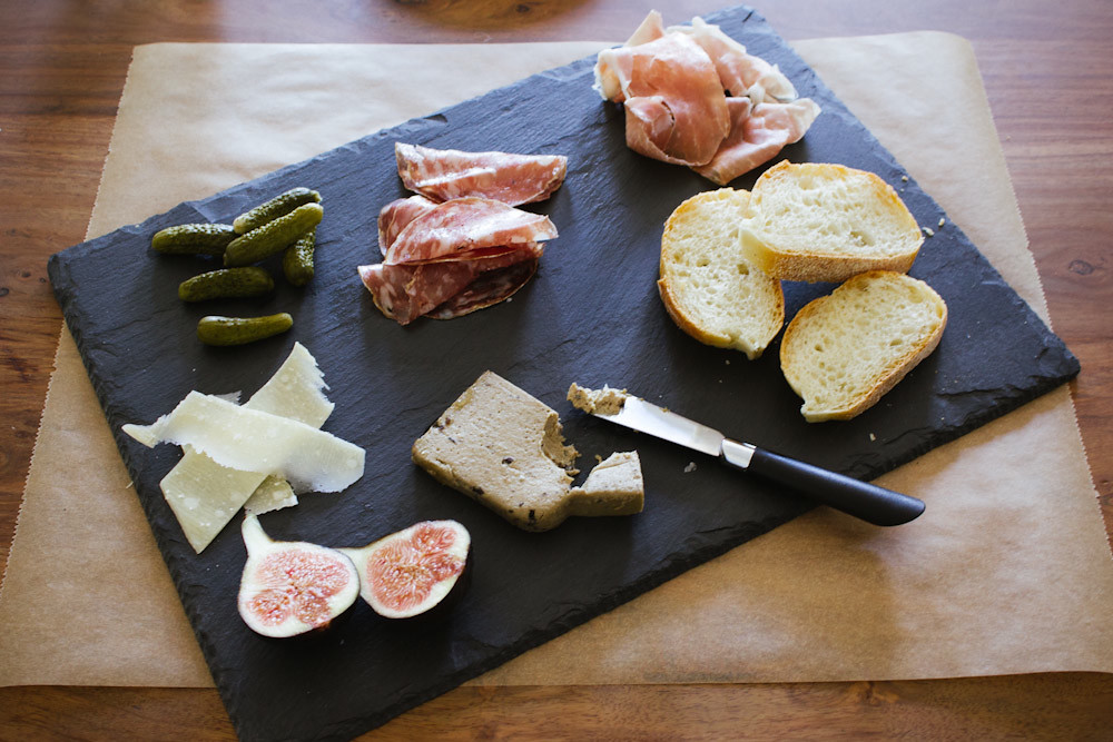 How To Put Together a Charcuterie Plate