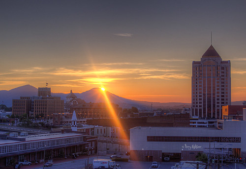 mountains sunrise buildings downtown roanoke valley terry hdr aldhizer terryaldhizercom