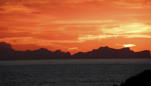 sunset sky olympus menorca minorca bloodred calanblanes losdelfines sp590uz jimsumo999