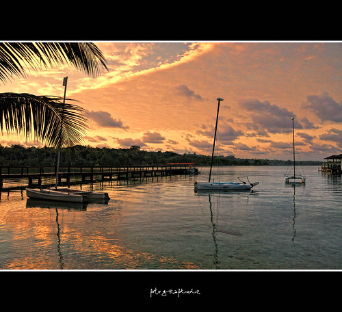 sunset water clouds reflections boats twilight nikon dusk jetty lagoon vanuatu d90 portvila fotografdude