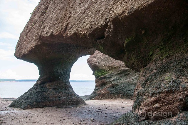 Lover's Arch at low tide