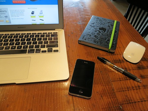 Testing the Evernote Smart Notebook by Moleskine at Starbucks