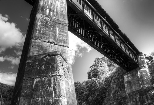 railroad bridge train vermont tonemappedhdr