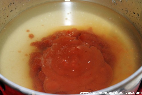 Minirollitos de cerdo y jengibre con salsa agridulce (5)