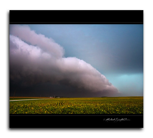 blue sky cloud storm black green field weather clouds canon landscape eos illinois scary turquoise violet shelf thunderstorm severe outflow arcus squallline tornadowarning gustfront 60d