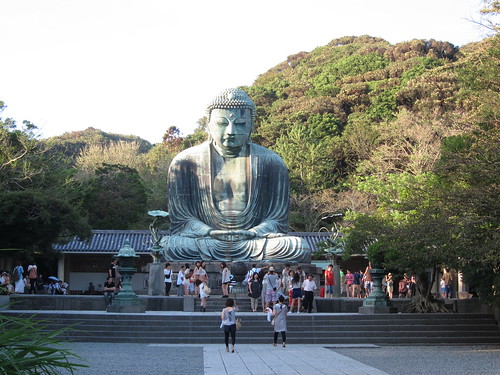 Giant buddha statue