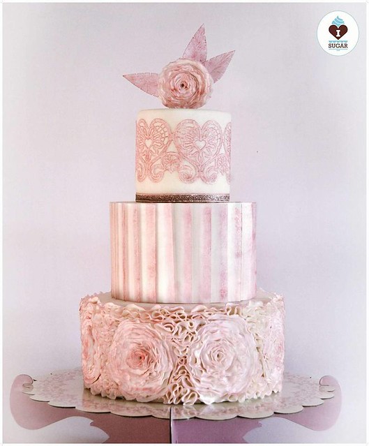 Elegant Cake by Ingrid Fava