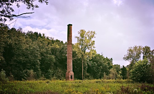 stack smokestack manufacturing factory cheese cheesecountrytrail mineralpoint monroe railway railroad trail wisconsin abandoned forgotten ruins