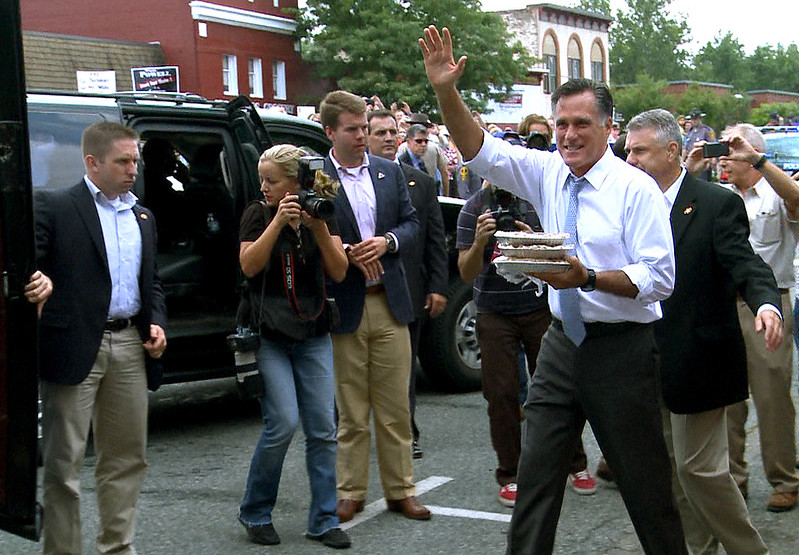 Mitt Romney buys pie in Ashland today