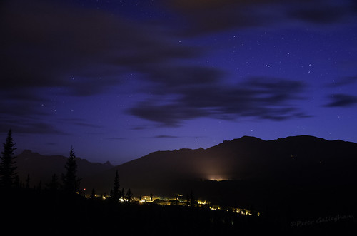 night clouds stars lakelouise skihill