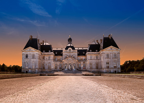 france castle architecture chateau vauxlevicomte