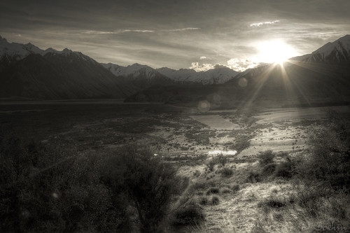 sunset newzealand sky mountain sepia canon river canterbury lotr valley dslr tussock hdr erewhon 400d canonef2485mmf3545usm