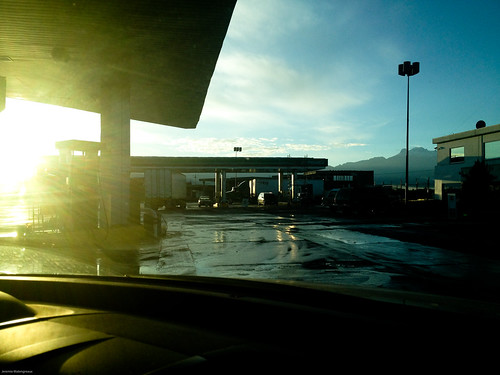 reflection méxico sunrise mexico gasstation mexique
