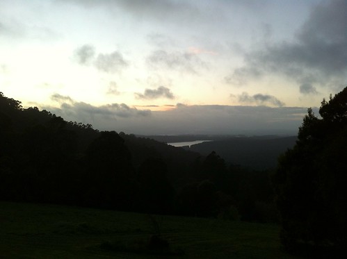 cloud sunrise dawn australia melbourne victoria fiveways kalorama kaloramapark sylvandam dandenongrange