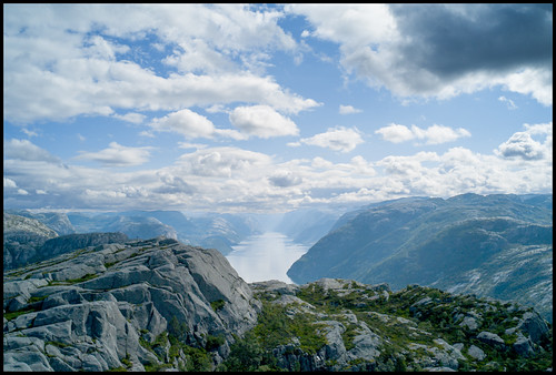 sky mountain norway clouds montagne fjord nuages preikestolen