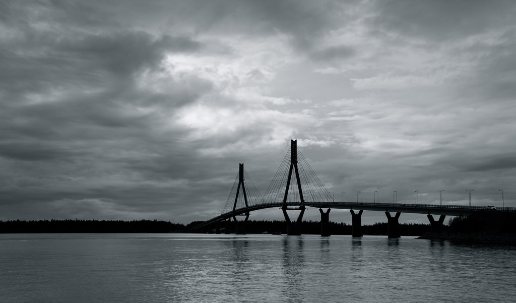 Raippaluoto bridge