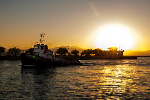 cruise sunset sea sun seascape golden boat canal ship corinth cargo greece hour tugboat tug naval pilot corinthos isthmos dolkin