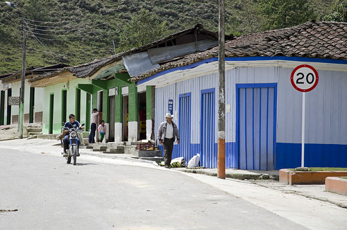 colombia provincia leticia huila città