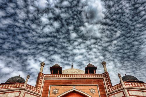 blue friends red sky people india monument clouds canon landscape day cloudy delhi dramatic visit 1855mm hdr humayunstomb 550d