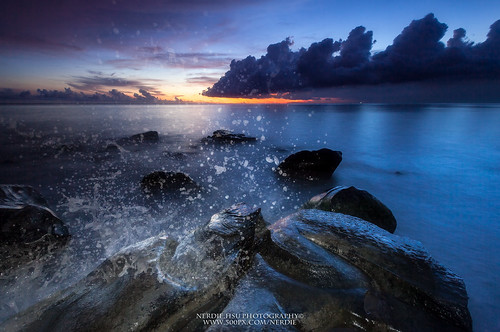 blue sunset sea sky color water rock canon photography iso100 landscapes seascapes 1740mm lightroom fangshan colorphotoaward aperturef8 manfrotto055xpro 5d2 manfrotto410rc