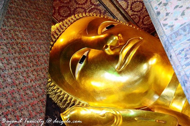 buddha's face in wat pho