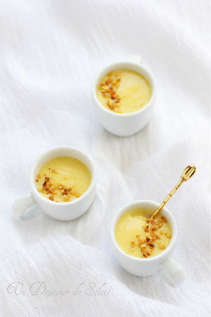 Crèmes au lait d'amandes et Amaretto