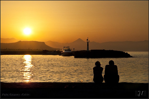 sunset mer montagne soleil coucher gouves kato amoureux méditerranée crète