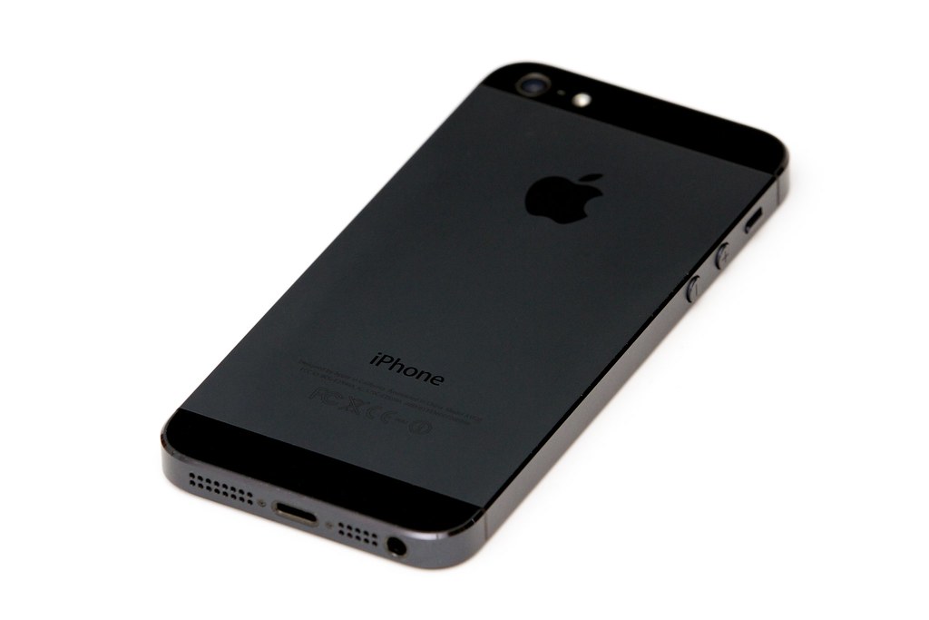 iPhone 5 Black & Slate 64GB