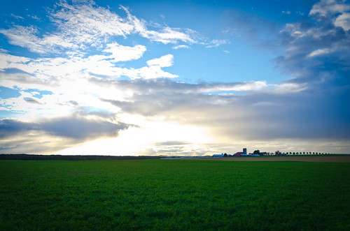 blue sun green field set clouds landscape angle random farm wide silo 1870mm d7000