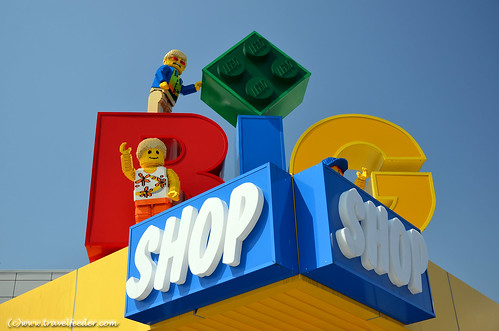 Legoland_Big_Shop2