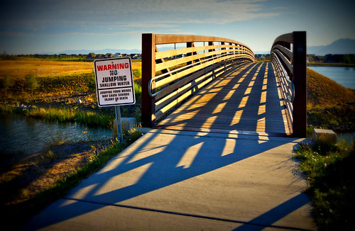 park bridge summer usa sign landscape utah ut trail daybreak 2012 warningsign nojumping lomoish mpc southjordan saltlakecounty oquirrhlake masterplannedcommunity daybreakutah