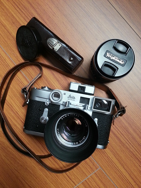 m2 with vc meter + summicron 50 dr & ultron 28