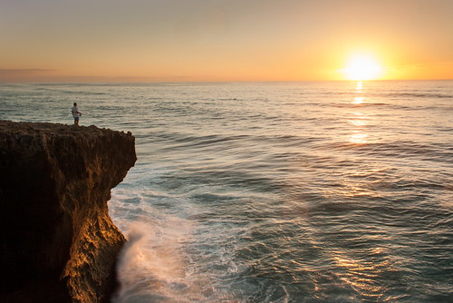 ocean light sunset portugal landscape movement fishing waves dusk can algarve praiademonteclerigo
