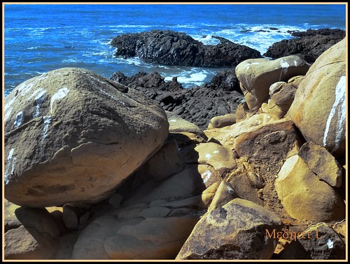 ocean rocks waves pacific hills medhathi mygearandme coastalandwaterviewsbymi