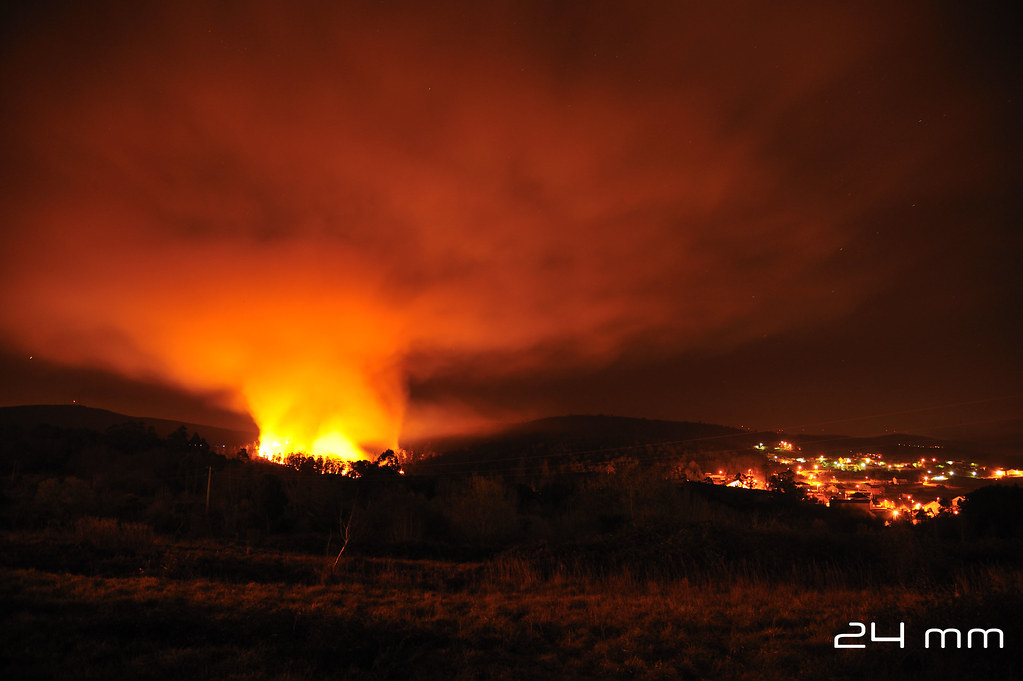 Fire in Lousame 24mm