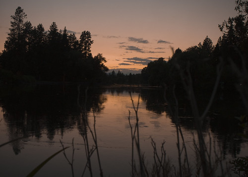 sunset orange color reflection oregon river pond nikon shadows bend silhouettes mirrorpond deschutesriver d90