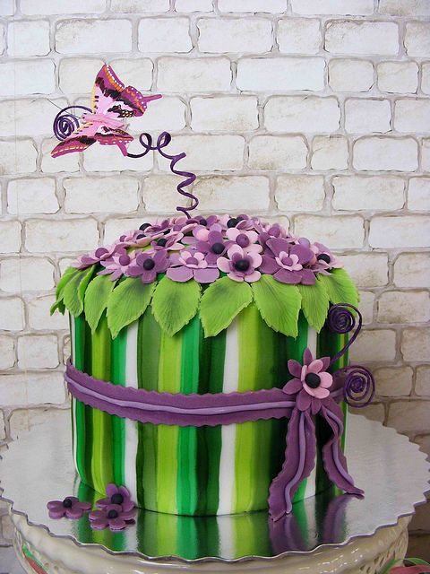 Green and Violet Cake by bubolinkata