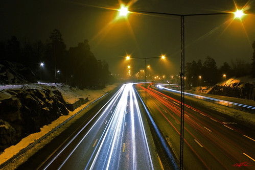 light night highway long exposure sweden stockholm trails streams e18 lightstreaks mörby