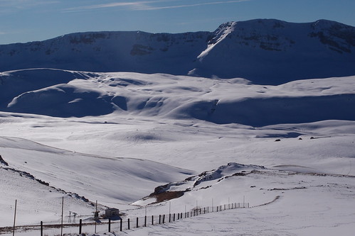 winter mountain snow abruzzo