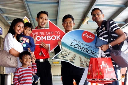 Airasia Celebrated Its Inaugural Flight To Lombok Indonesia