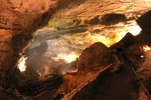 newmexico underground nationalpark nps trails chamber cave nm carlsbadcaverns stalactites devilsden speleothem speleothems deaftalent deafoutsidetalent deafoutdoortalent