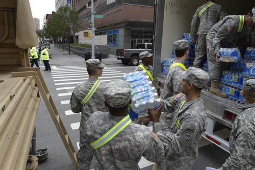 Governor Cuomo visits National Guard food distribution site at the 69th Regiment Armory