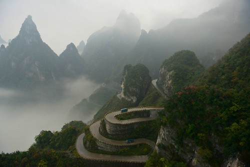 china road mountain fog spectacular landscapes nikon pass hunan d800 zhangjiajie 1424mm tianmenshab