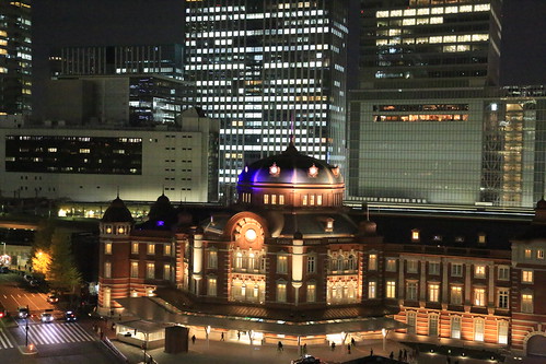 New Old Tokyo Station Night View (test ISO25600)