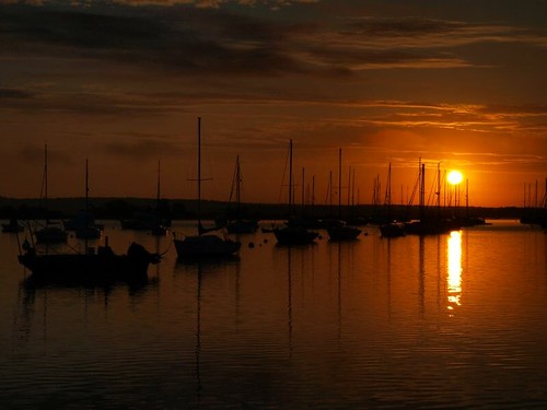 sunset orange silhouette sunrise boats dawn boat connecticut sails sail saybrook e520