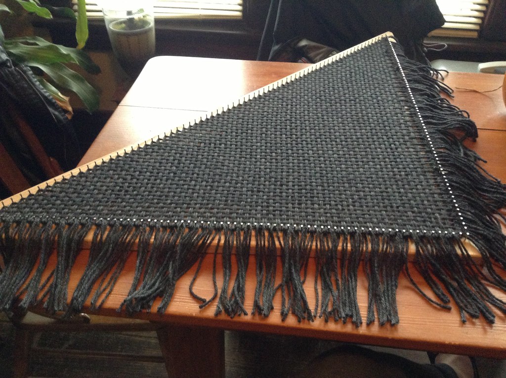 3' triloom shawl